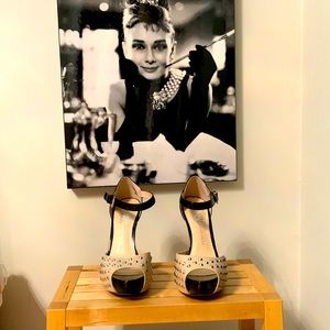 Rock and Republic size 7 stilettos